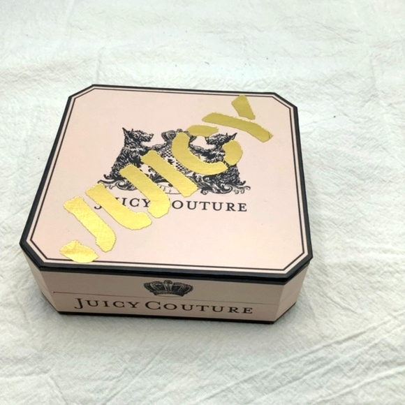 🎄🎄 Juicy Couture Silver Cherry Crystal Earrings - Picture 4 of 5